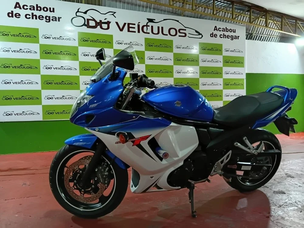 SUZUKI GSX  650F