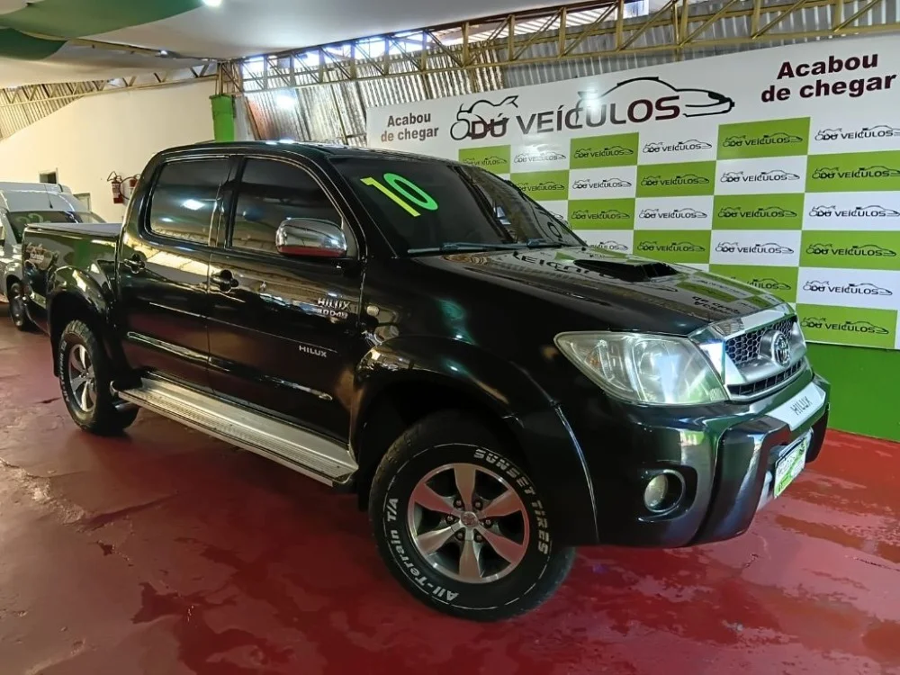 Toyota Hilux CD SRV D4-D 4x4 3.0 TDI Diesel Aut